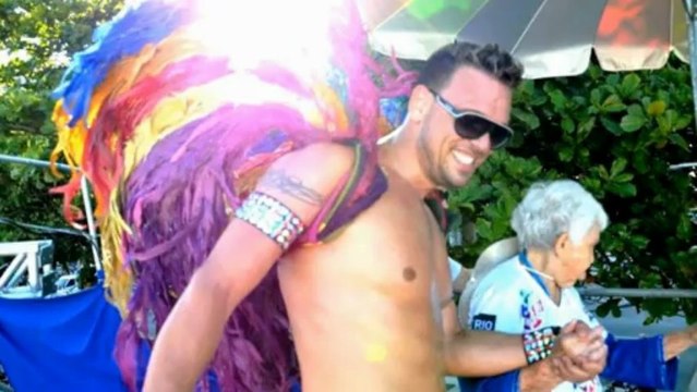 Orgulho Gay de Copacabana - 2012, oferece Chicchorea / Gay Pride Copacabana ,Chicchorea offers