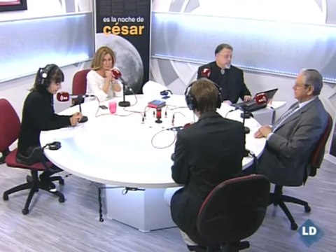 Es la noche de César: Resumen actualidad 21h - 13/02/13