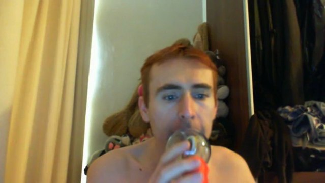 Wiwi égratigne comme un air de Falcko