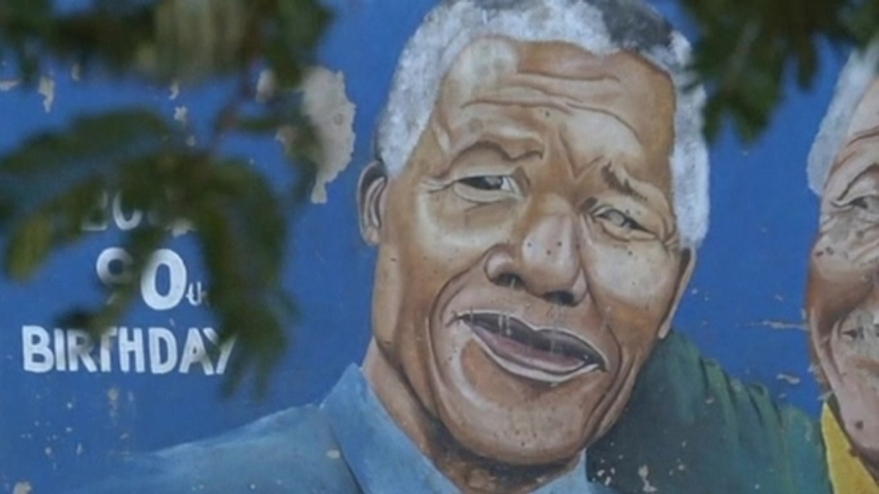 South Africa's ailing Mandela making progress