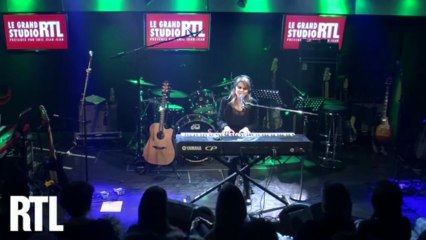 Coeur de Pirate - Place de la République en live dans Le Grand Studio RTL