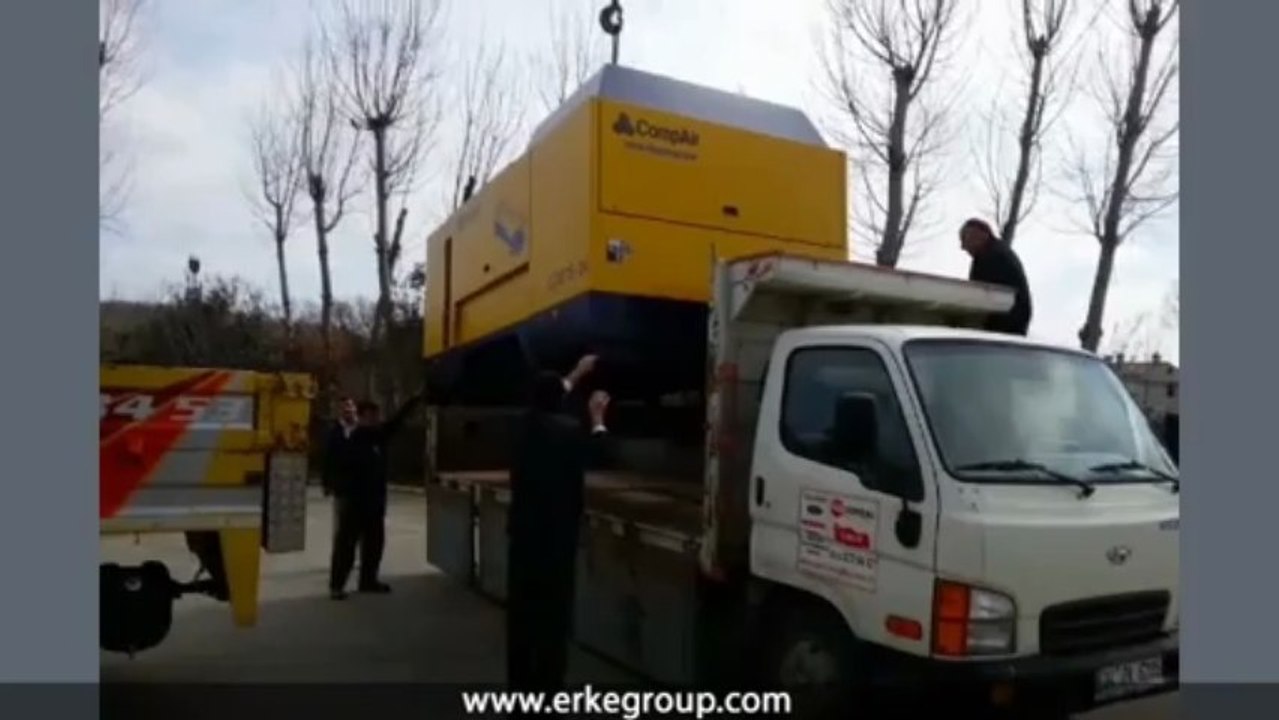 ERKE Dış Ticaret ltd., CompAir C 200 - TS-24 TurboScrew Diesel Portable Compressor - Hür Sondaj - www.erkegroup.com
