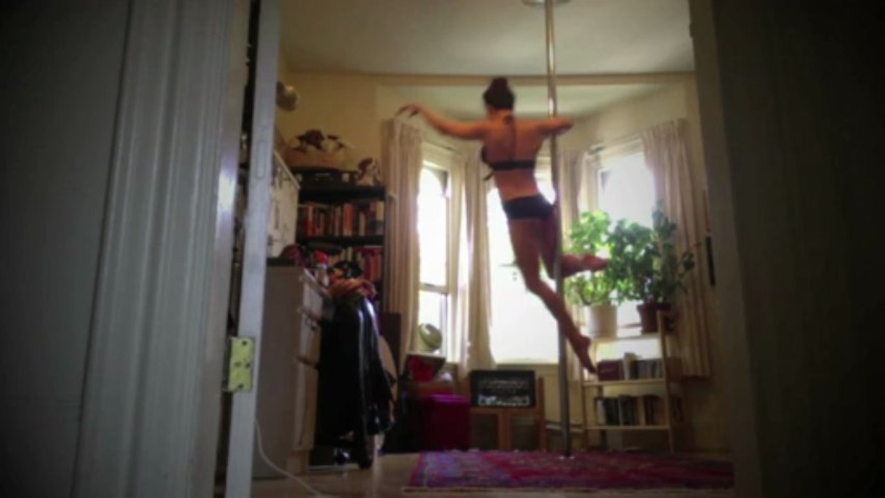 Pole dance (Where Do I Begin, Shirley Bassey)