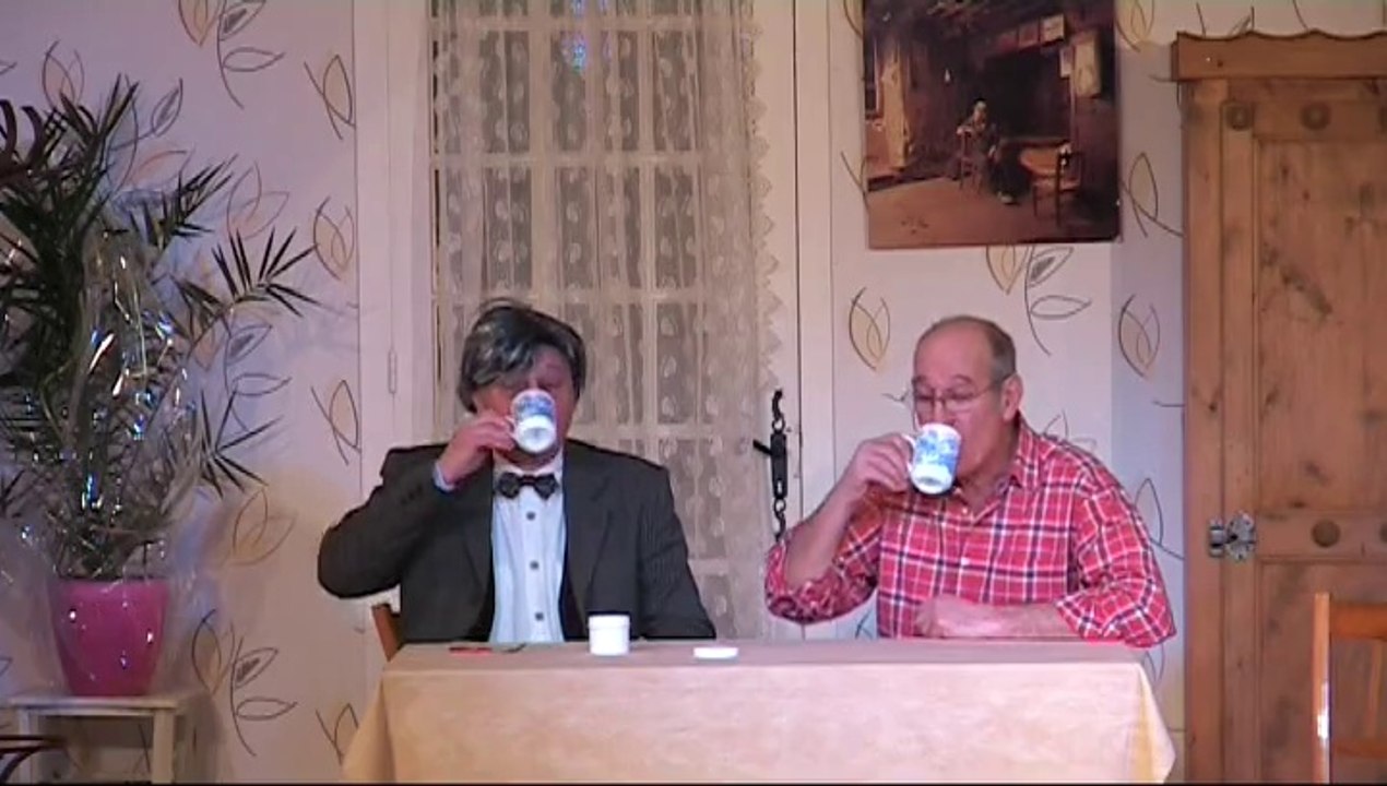 2013 Les Baladins jouent   Quand les poules auront des dents et La bonnetière de Mémé