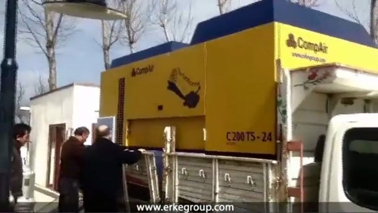 ERKE Dış Ticaret ltd., CompAir C 200 TS - 24 TurboScrew Diesel Portable Compressor - Hür Sondaj - Erke Service