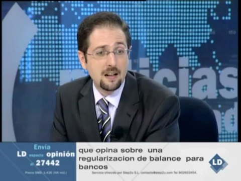 Tertulia económica con Alberto Recarte y Manuel Llamas: Los datos del paro de junio - 04/07/11