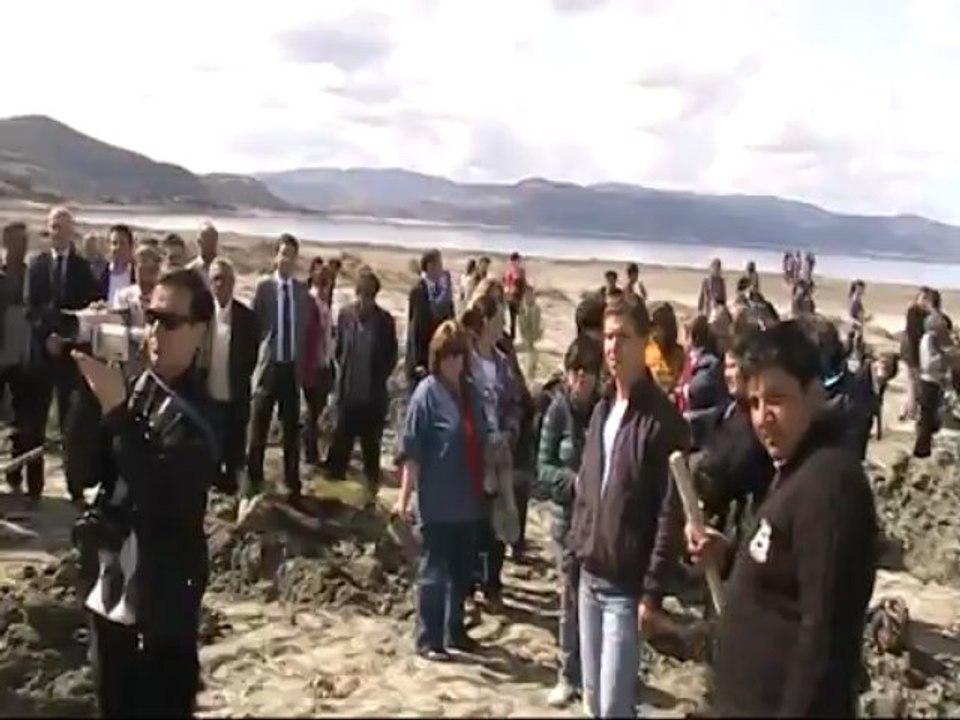 Yeşilova’da Halk Ağaç Dikti