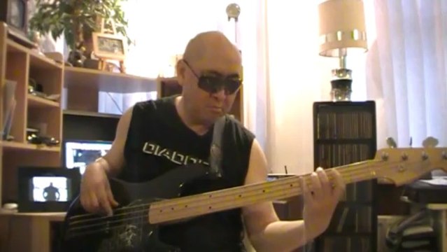 Roll over Beethoven The Beatles bass cover Bob Roha
