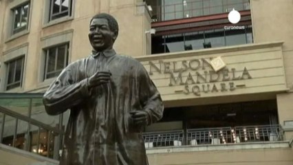 Nelson Mandela va de mieux en mieux