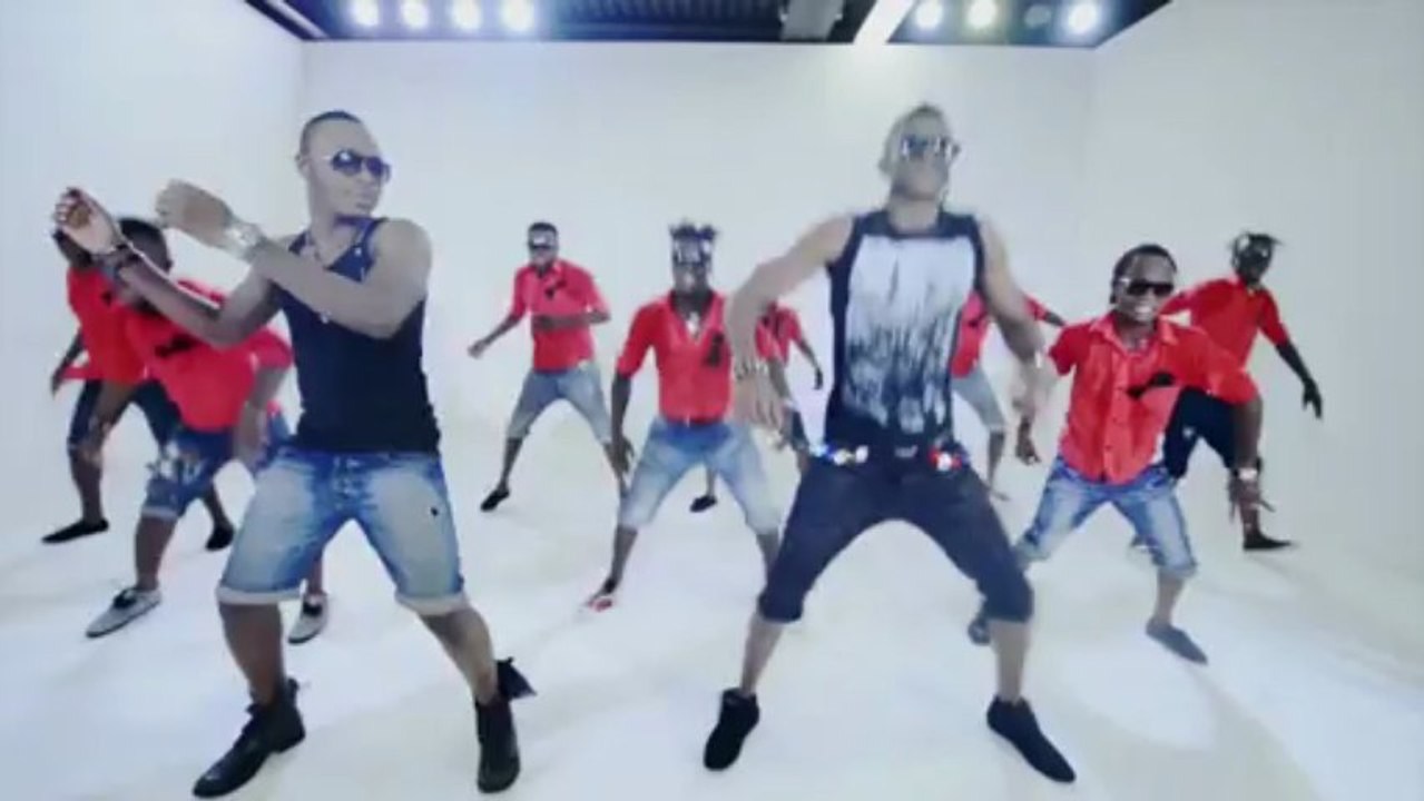 TOOFAN - SANS COMMENTAIRE