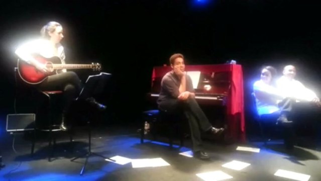 Jann Halexander, les 10 ans de carrière, L’AUGUSTE THEATRE, PARIS, Ca n’se voit pas du tout