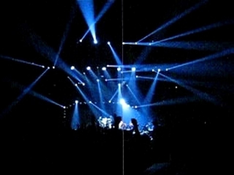 Pearl Jam Bercy 11-11-06 alive