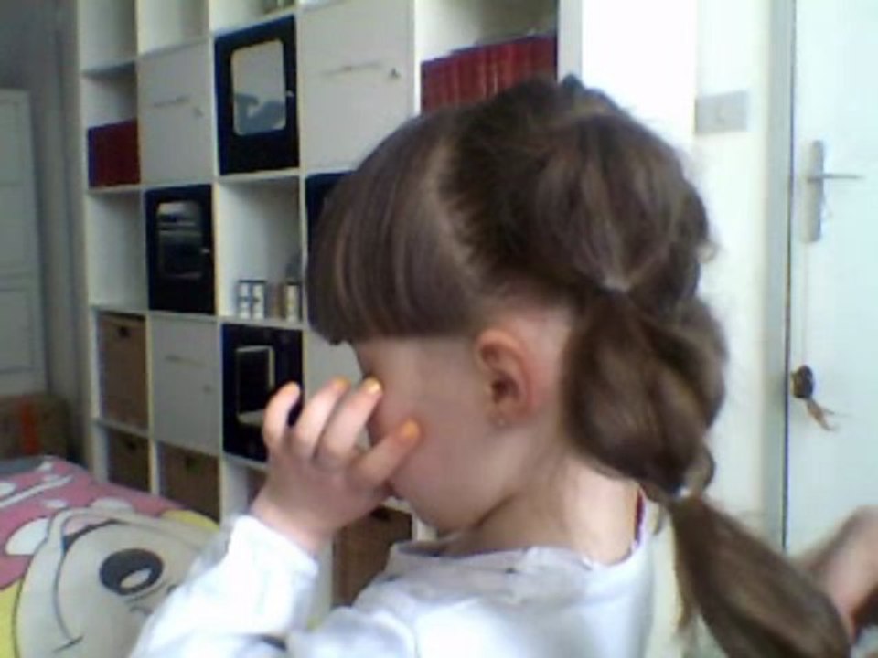 Vidéo 37 : Une jolie coiffure pour Pâques  : Les Couettes  à Pompons  !