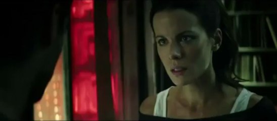 Total Recall 2012 Extrait VF # 3