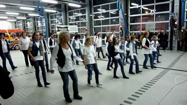 Kulturnacht Preetz 2013 - Line Dance - Rock Paper Scissors