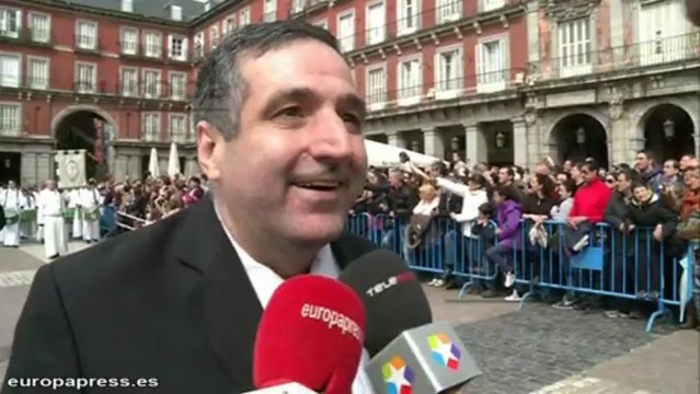 La Tamborrada llena la Plaza Mayor de Madrid