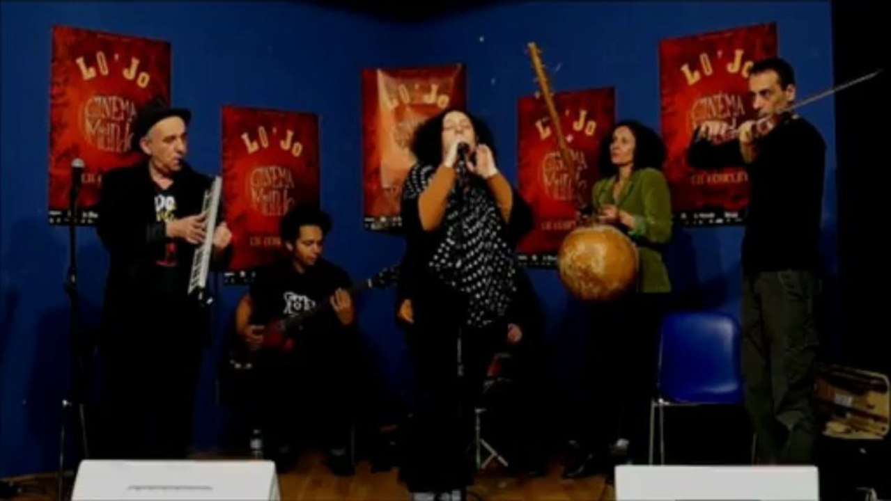 lo'jo en showcase a cultura Macon