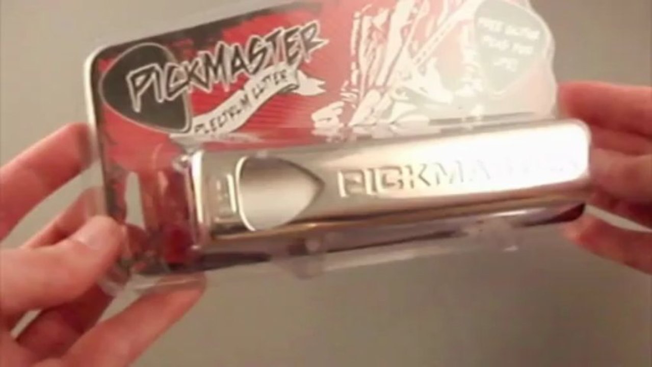 Making guitar picks with The Pickmaster Plectrum Punch(720p_H.264-AAC)