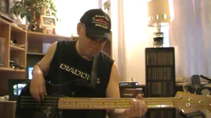 B. B. King Summer times blues Bass cover Bob Roha