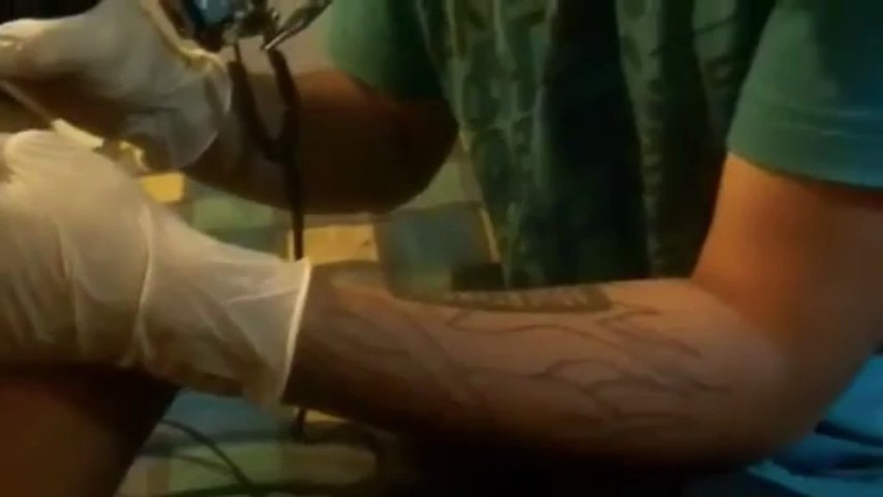Tatuaje en proceso