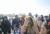 Con consignas a favor de Capriles recibieron a Mata Figueroa en playa Parguito