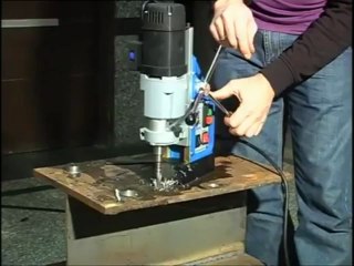 Máy khoan từ FE50 R_L - Call Mr.Pháp 01639 922 974