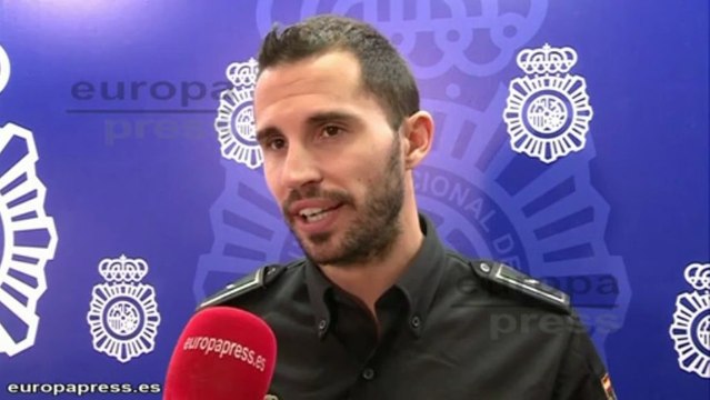 Detenido joven que acosó a 300 niñas por Internet