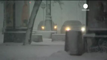 El temporal de nieve en Polonia deja sin luz a más de...