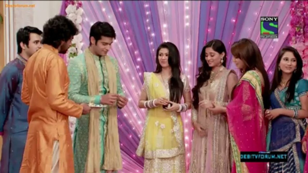 Dil Ki Nazar Se...Khoobsurat 720p 1st April 2013 Video Watch Online HD pt1