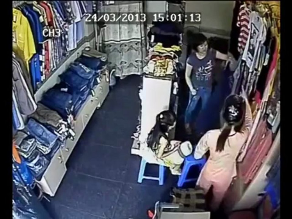 Lắp camera tại Thái Nguyên - 0904.909.891 - Đội mũ bảo hiểm dàn cảnh trộm điện thoại