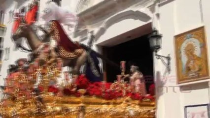 Fran Rivera, costalero bajo la mirada de Lourdes