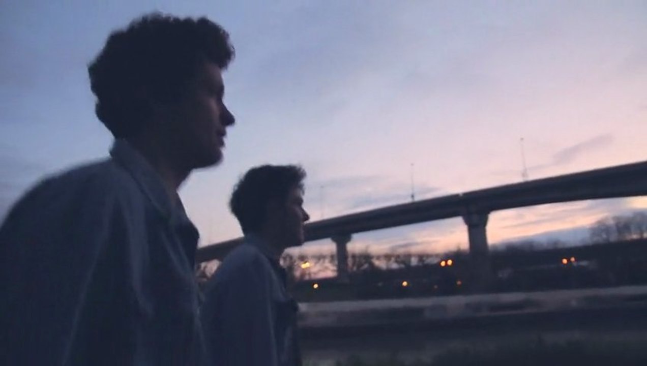 WE BROS