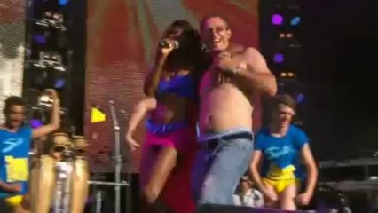Sinitta - So Macho - live at Rewind Festival - 18th August 2012