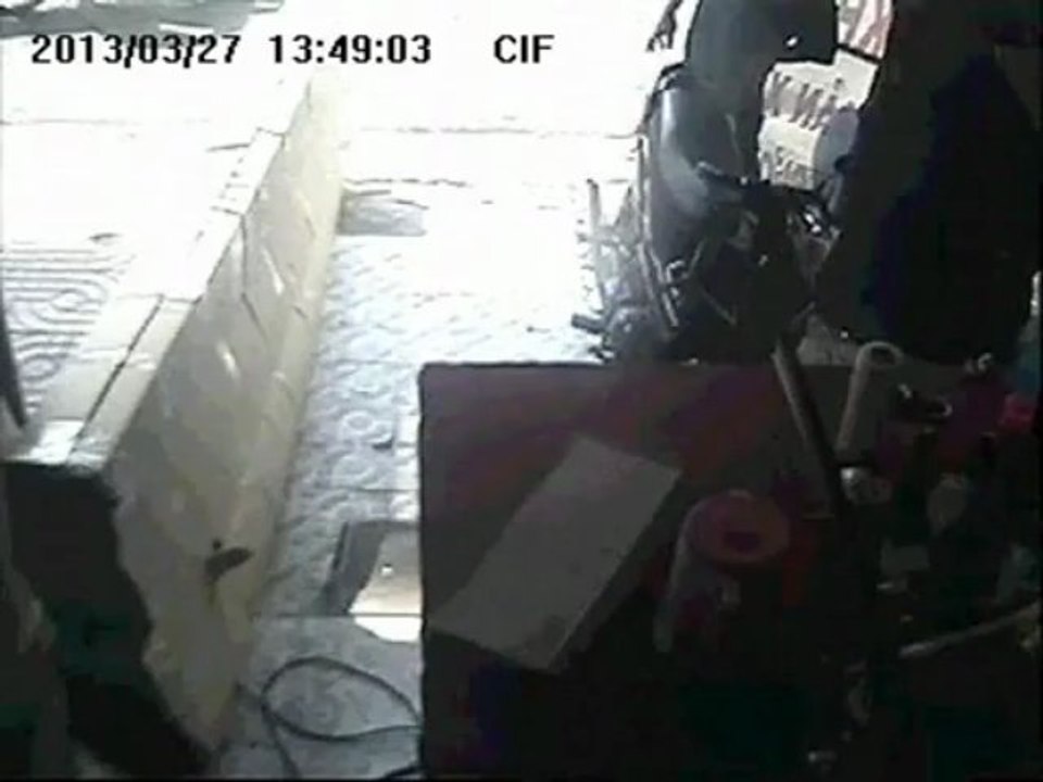 Lắp đặt camera tại Vĩnh Phúc - 0904.909.891 - Mất trộm xe máy khi ngủ trưa
