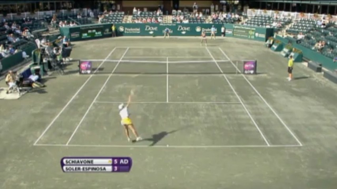 Charleston: Schiavone setzt Seuchenjahr 2013 fort