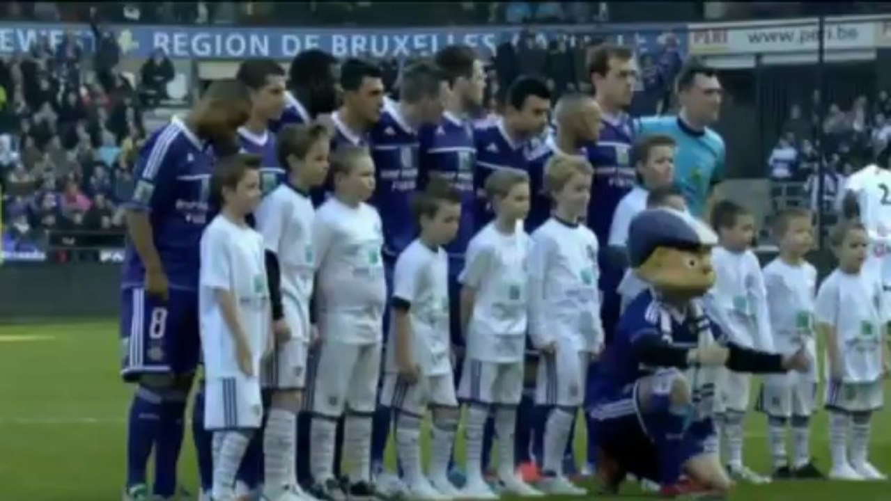 Jupiler league: last-minute-elfer! anderlechts nuytinck versagen die nerven