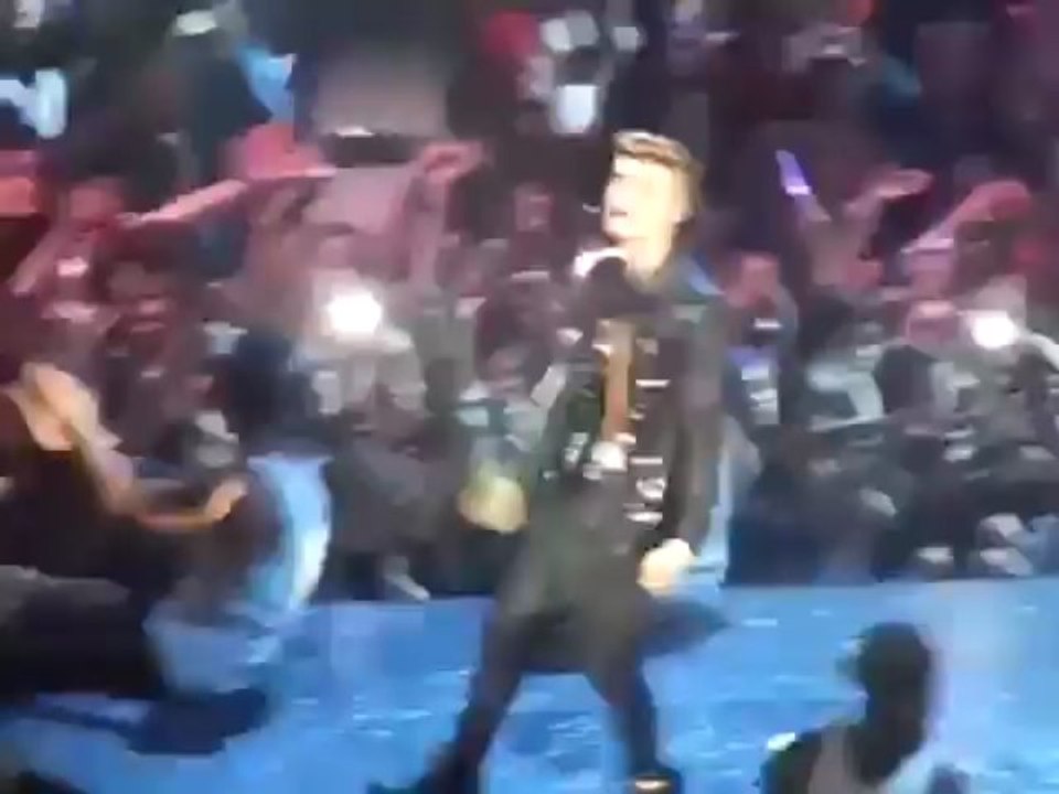 Justin Bieber - Believe - concert Barcelona Believe Tour 2013 16.03.13