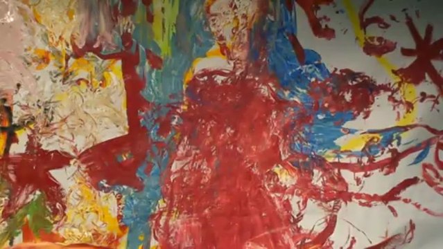 ZOUHIR BOUDJEMA pour ne jamais oublier les atrocités de l intergrisme de l islamisme et du terrorisme ou qu il soit en algerie et ailleurs que tous les peintres en batiment s inspirent pour la performance merci boujemaa merci a Ajouad et l Acb