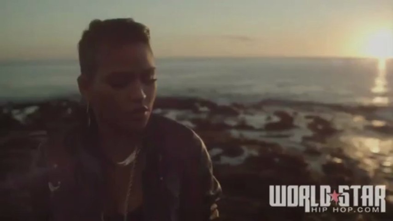 Cassie feat. Rick Ross - Numb (Official Music Video)