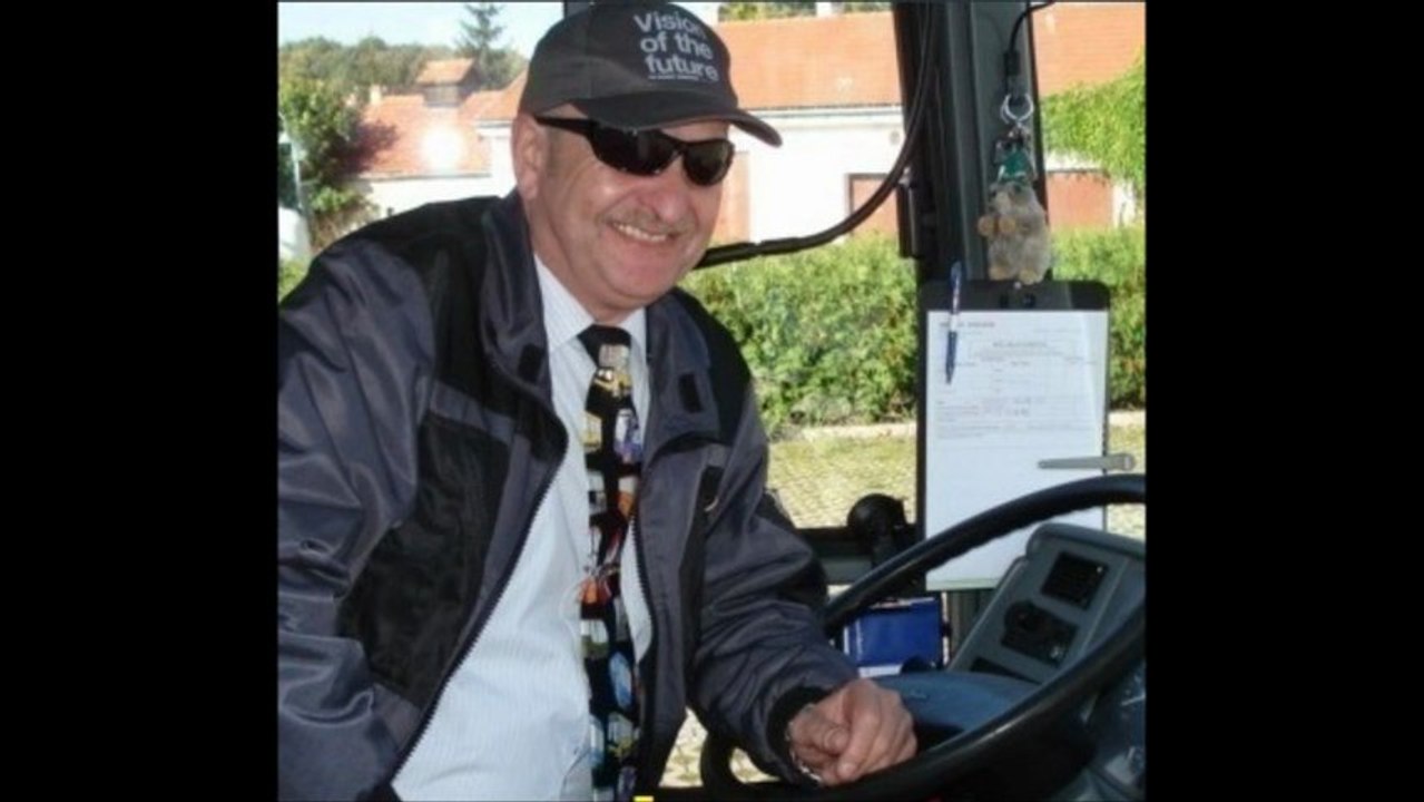 AUTOCAR  Mercedes Tourismo  DVD  Présentation