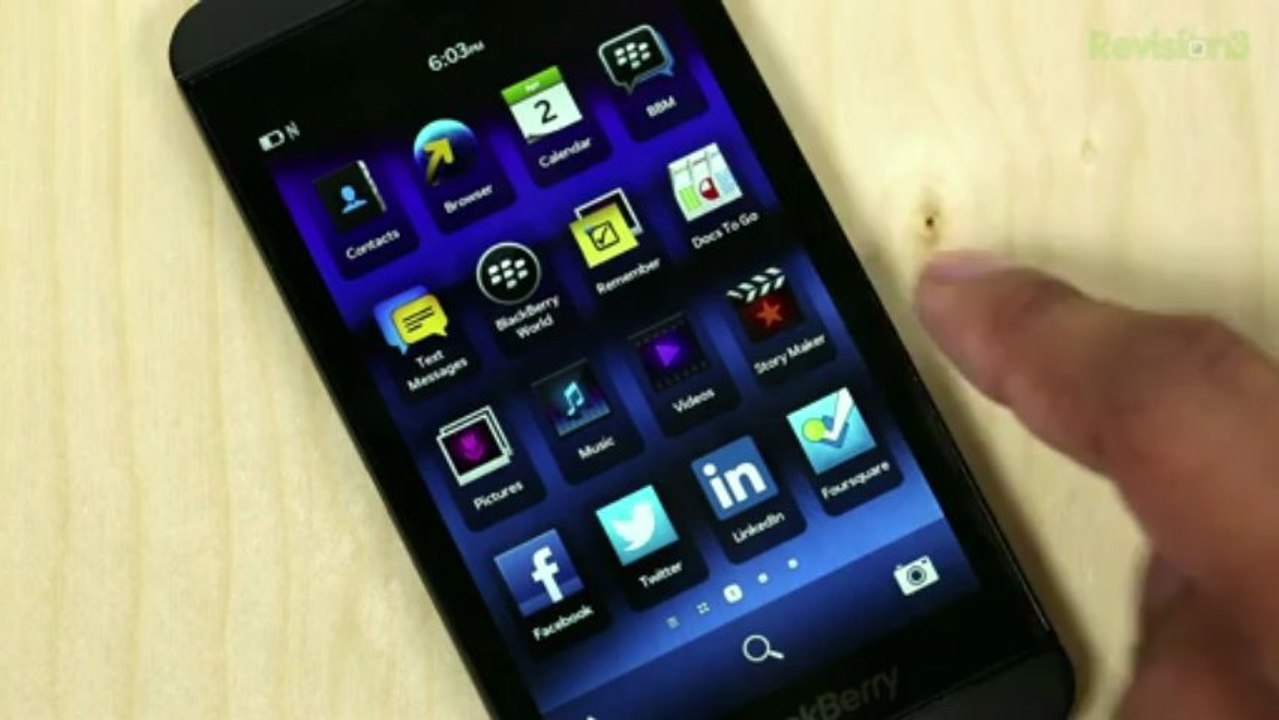 BlackBerry Z10: Unboxing - SoldierKnowsBest