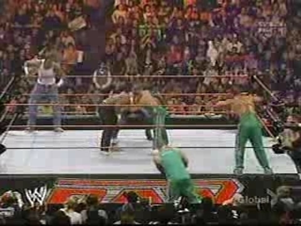 RAW23oct06