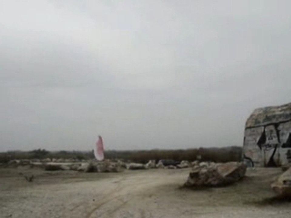 KITING THE STRONG WIND