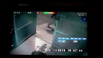 Lắp đặt camera tại Bắc Ninh - 0904.909.891 - Xông vào nhà cướp balo