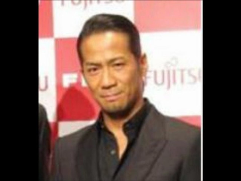 ＥＸＩＬＥのリーダー、ＨＩＲＯ（４３）が今年いっぱいでパフォーマーを引退することが２日、発表。今後もリーダーとして残り、所属事務所、ＬＤＨの社長業と後進を育てるためプロデューサー業に専念する。