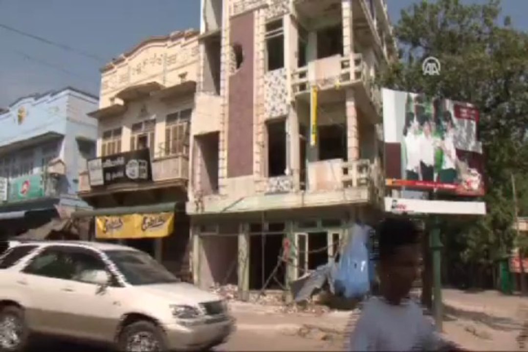 Rohingya Müslümanlarına şiddet