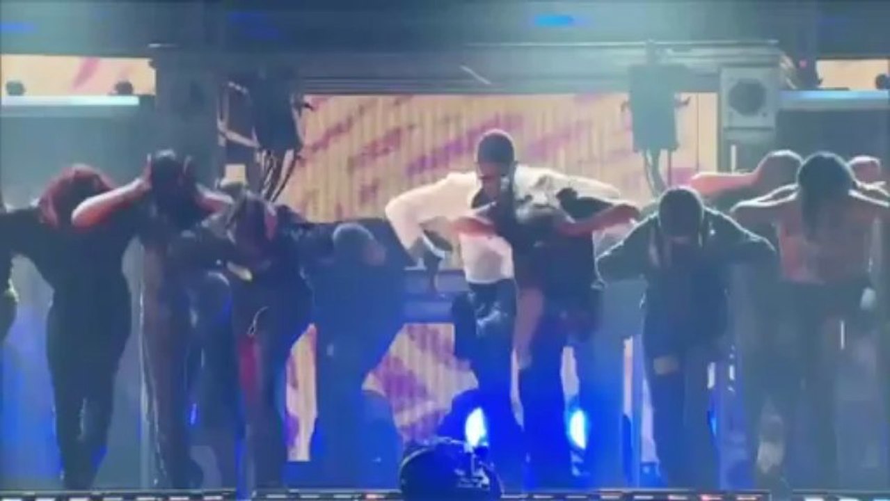 Justin Bieber, Usher & Jaden Smith - backstage Grammy Rehearsals