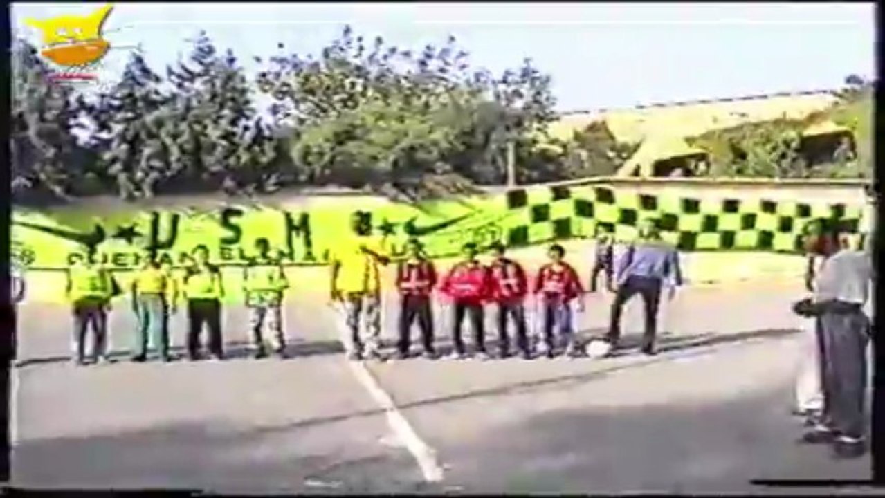 Premiére demie-finale du Tournoi des enfants a Diar djemaa 1999