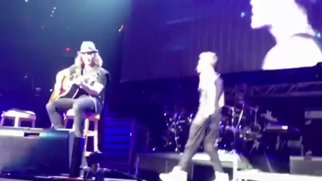 Justin Bieber - Mistletoe 2012