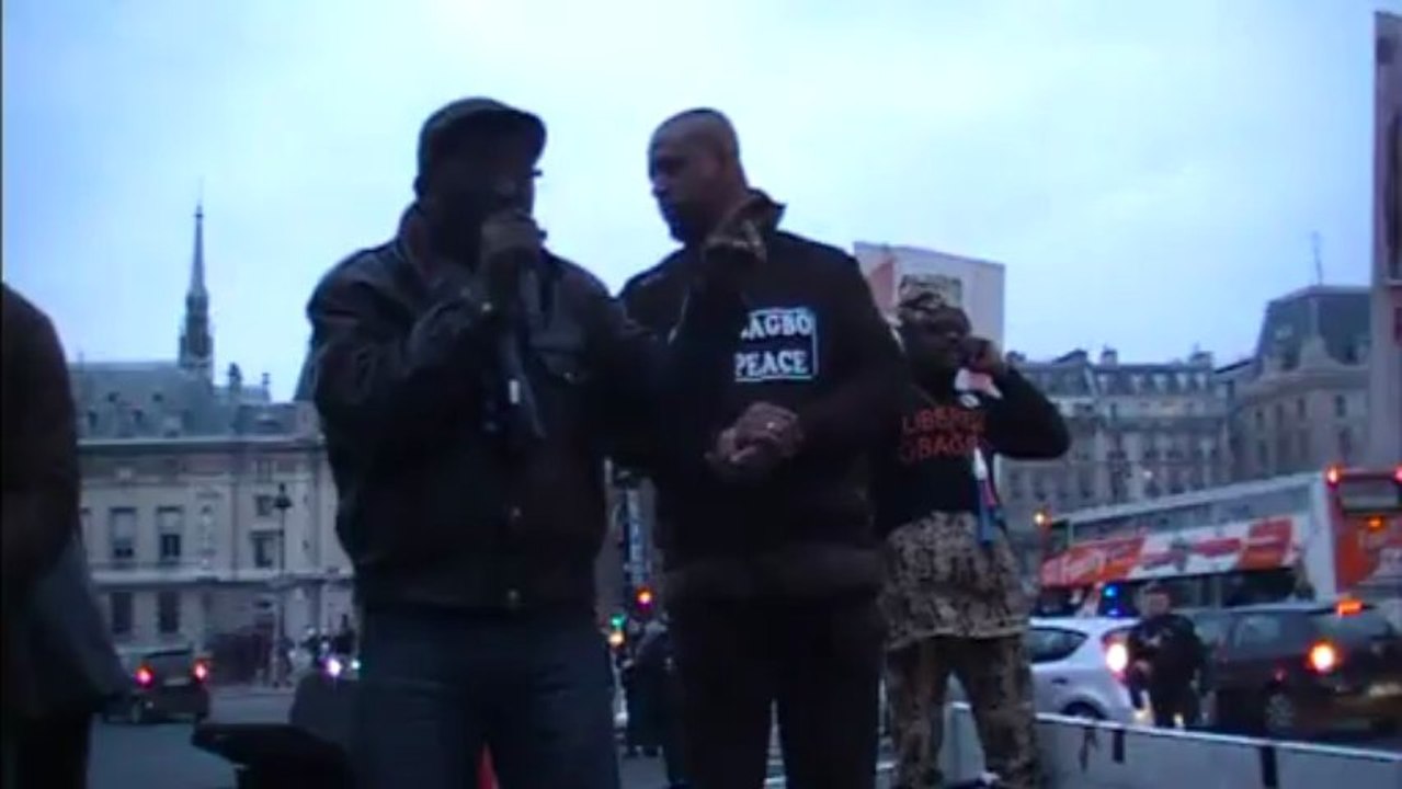 Franck Lutté à la place saint Michel à Paris- 31 mars 2013